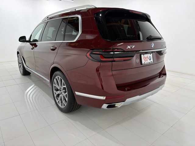 Used 2026 BMW X7 xDrive40i AWD/4WD image 3