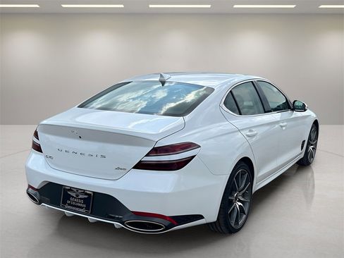 New 2025 Genesis G70 2.5T image 5