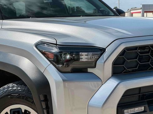 Used 2025 Toyota 4Runner TRD Off-Road Premium w/ Tow Technology Package AWD/4WD image 10