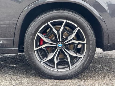 Certified 2025 BMW X4 M40i w/ Premium Package AWD/4WD image 4