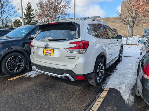 Used 2022 Subaru Forester Touring image 5
