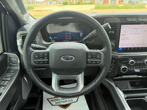 Used 2024 Ford F250 Lariat w/ Lariat Ultimate Package AWD/4WD image 23
