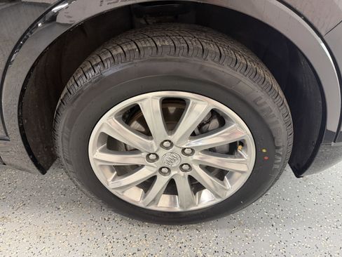 Used 2020 Buick Envision Essence AWD/4WD image 29