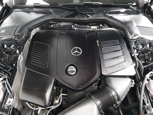 Certified 2026 Mercedes-Benz C 300 4MATIC Sedan image 31