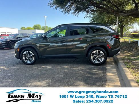 Used 2025 Hyundai Tucson SEL FWD image 4