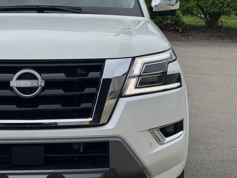 Used 2024 Nissan Armada Platinum w/ Captain's Chairs Package image 7