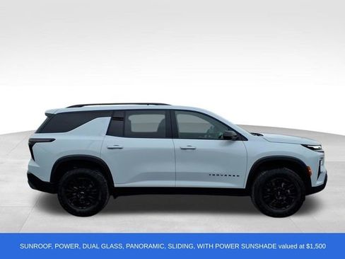 New 2026 Chevrolet Traverse Z71 w/ Driver Confidence Package image 3