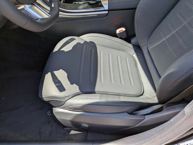 Used 2026 Mercedes-Benz C 300 Sedan image 4