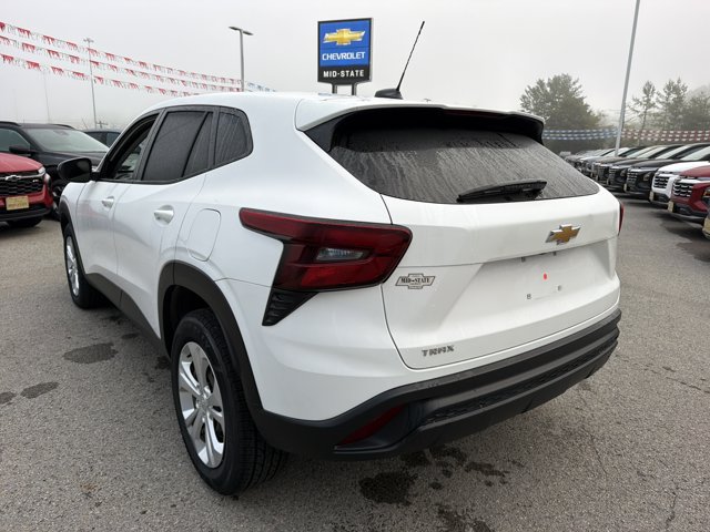 Used 2024 Chevrolet Trax LS FWD image 6