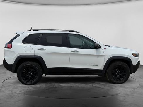 Used 2019 Jeep Cherokee Trailhawk AWD/4WD image 11