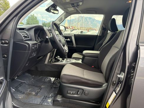 Used 2023 Toyota 4Runner SR5 AWD/4WD image 11