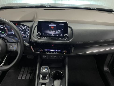 Used 2021 Nissan Rogue SV AWD/4WD image 27