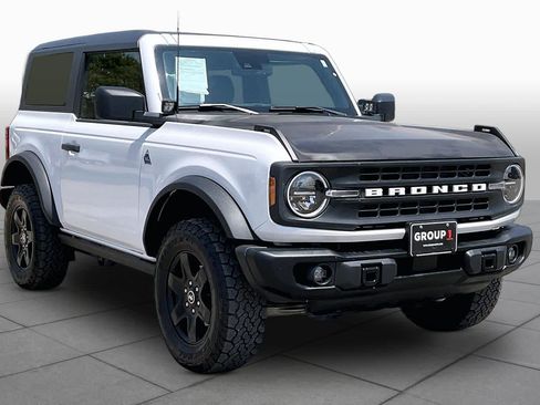 Used 2024 Ford Bronco Black Diamond AWD/4WD image 3