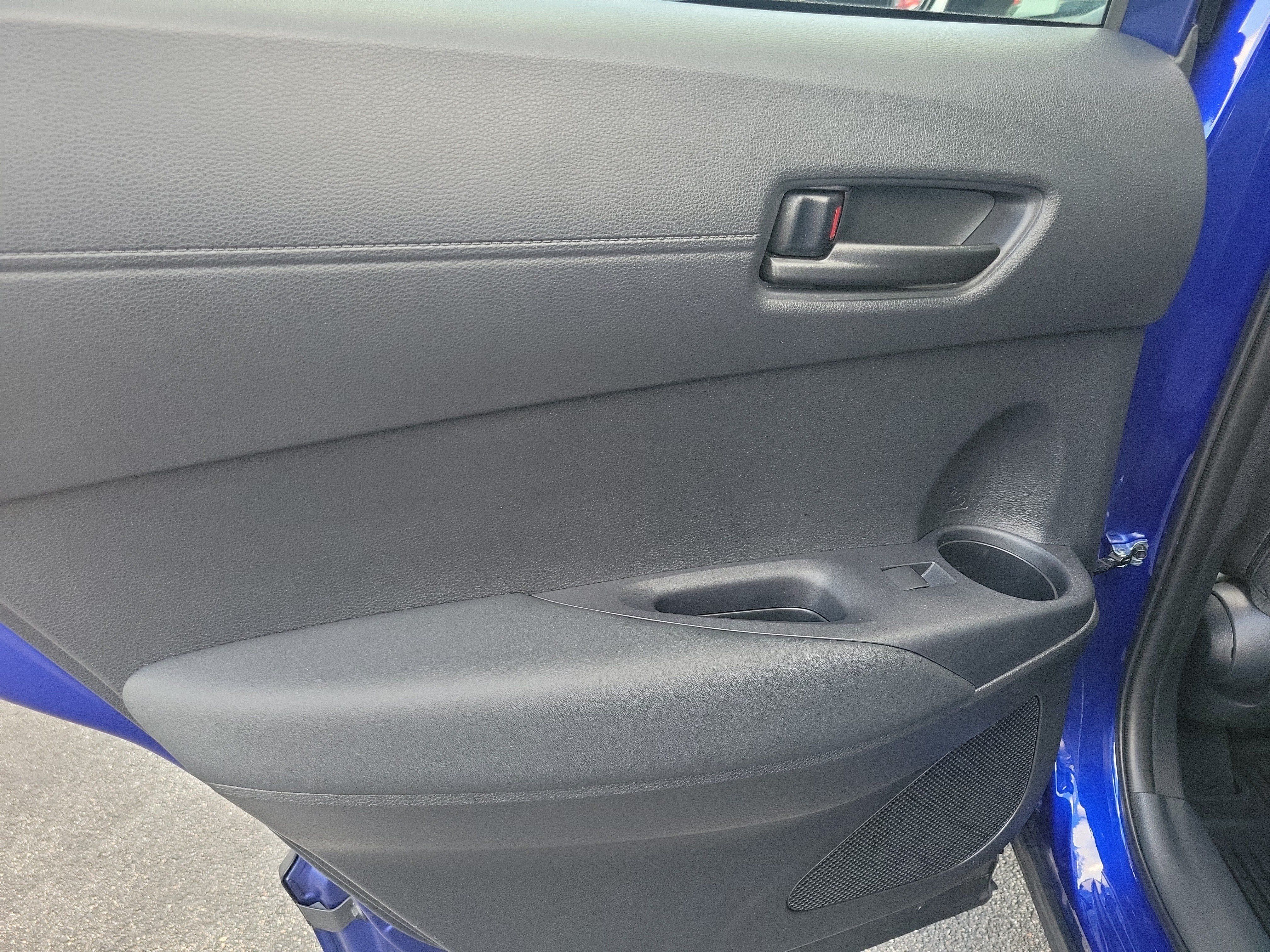 Used 2023 Toyota Corolla Cross LE FWD image 12