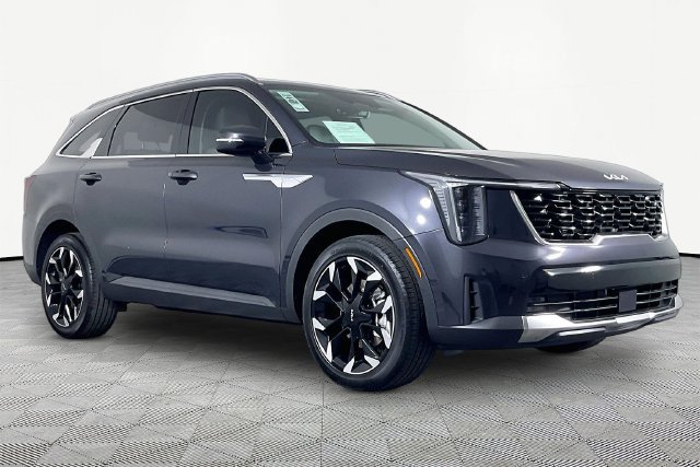 Certified 2026 Kia Sorento EX FWD image 3