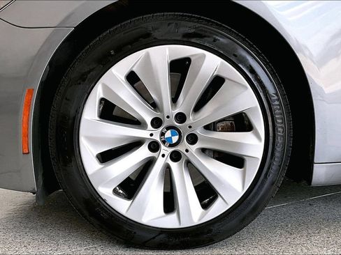 Used 2011 BMW ActiveHybrid 7 Li RWD image 11