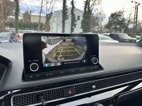 Used 2025 Honda Civic Sport image 18