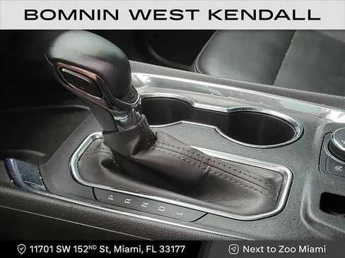 Used 2023 Chevrolet Traverse Premier image 20