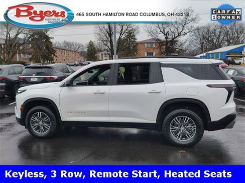 Used 2025 Chevrolet Traverse LT image 9