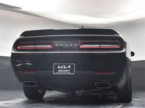 Used 2023 Dodge Challenger R/T w/ Plus Package image 33