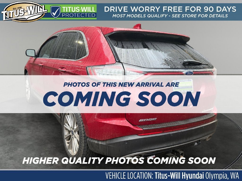 Used 2018 Ford Edge Titanium w/ Equipment Group 301A FWD image 4