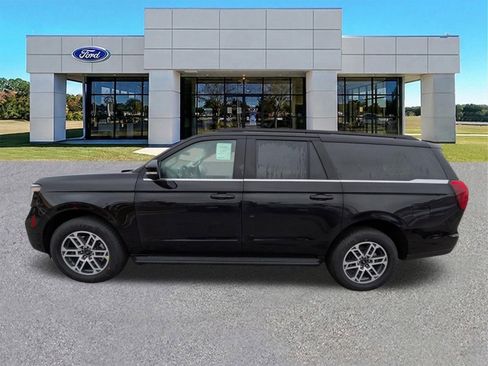 New 2025 Ford Expedition Max Active RWD image 7