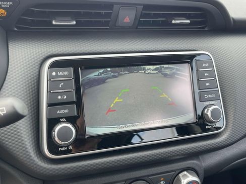Used 2025 Nissan Kicks Play S image 24