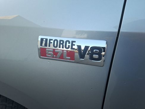 Used 2011 Toyota Tundra 2WD Double Cab image 12