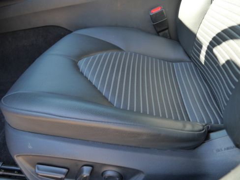Certified 2024 Toyota Camry SE FWD image 21