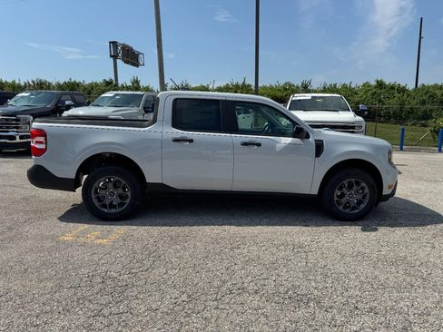 New 2025 Ford Maverick XLT w/ XLT Luxury Package image 2