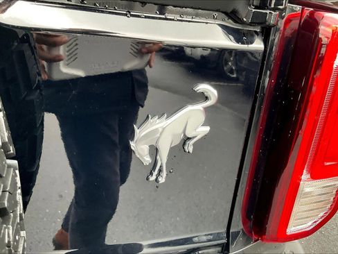 Used 2023 Ford Bronco Black Diamond image 11