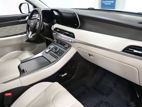 Used 2020 Hyundai Palisade Limited image 24