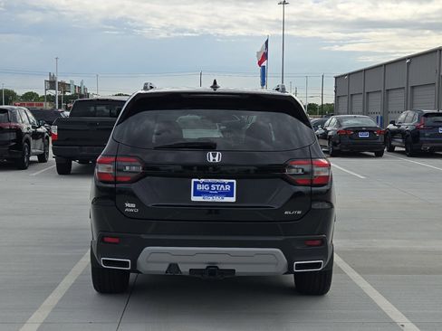 Used 2024 Honda Pilot Elite image 5