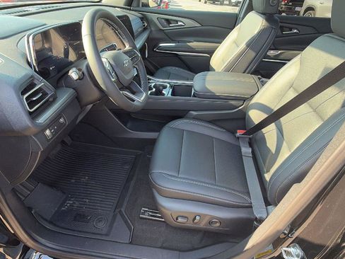 New 2026 Chevrolet Traverse LT FWD image 13