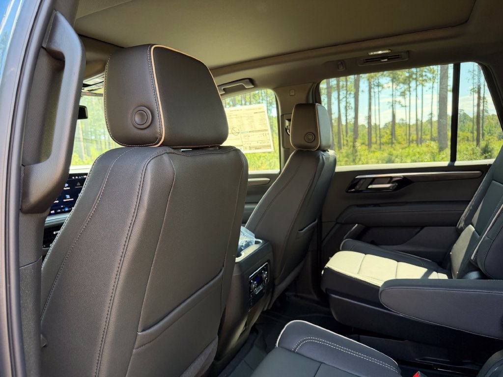 New 2027 Chevrolet Tahoe Premier w/ Sun And Tow Package RWD image 29