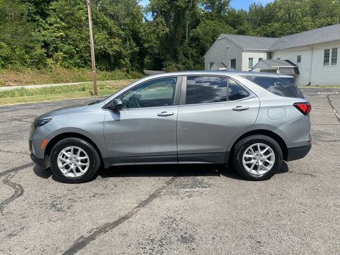 Used 2023 Chevrolet Equinox LT w/ Driver Convenience Package image 5