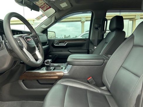 Used 2024 GMC Sierra 1500 Elevation w/ Elevation Premium Package image 39