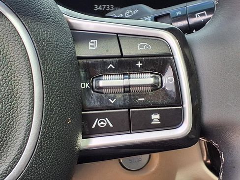 Used 2024 Kia Sorento SX FWD image 17
