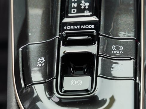 New 2026 Toyota Crown AWD/4WD image 40