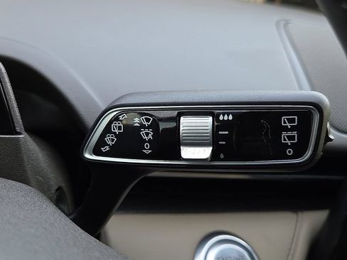 Used 2024 Lincoln Nautilus Premier w/ Equipment Group 102A AWD/4WD image 24