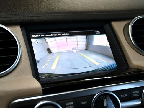 Used 2016 Land Rover LR4 HSE image 48