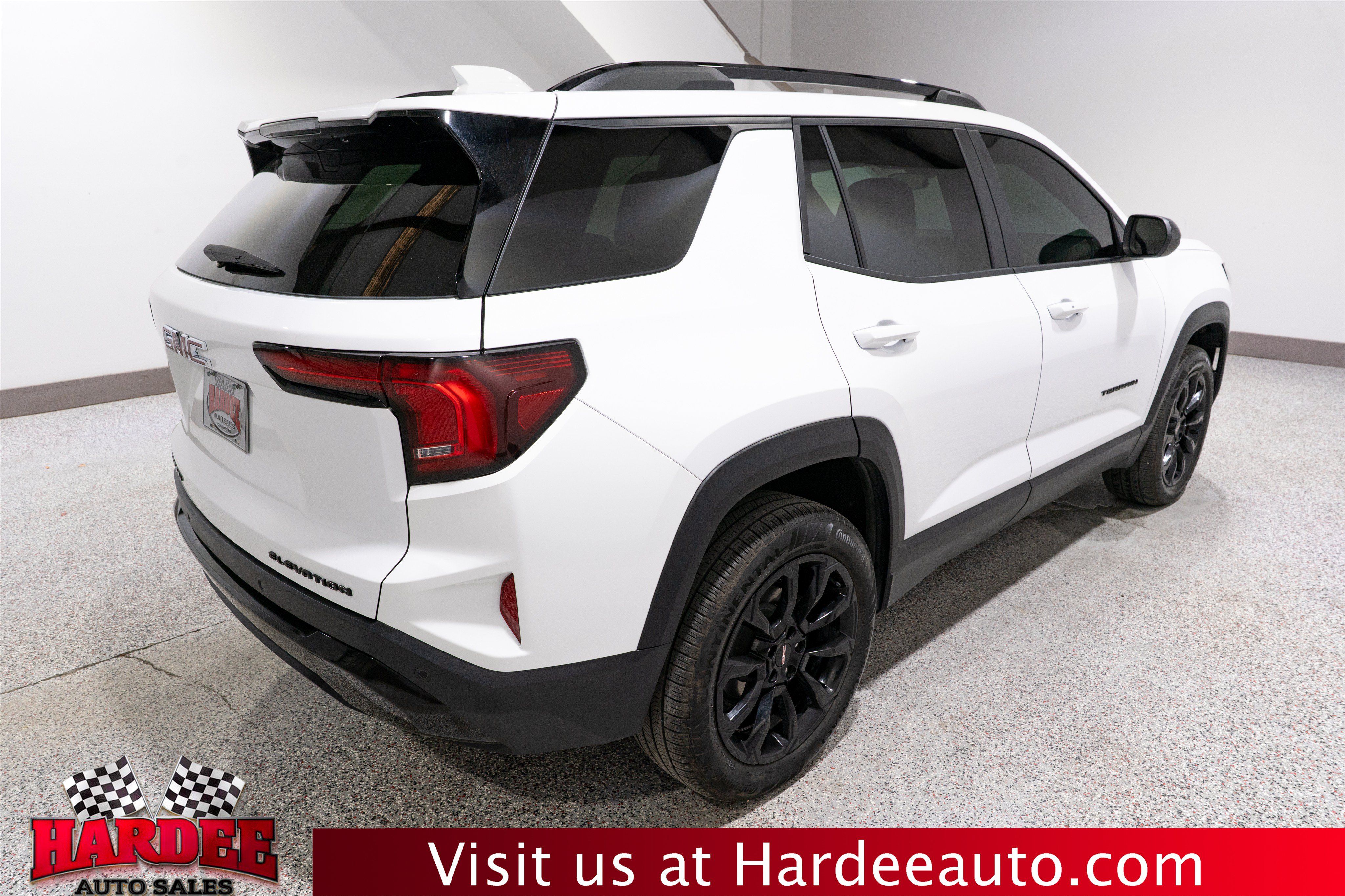 Used 2026 GMC Terrain Elevation w/ Elevation Premium Package FWD image 5
