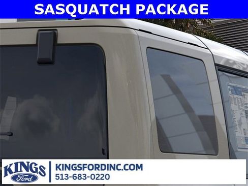 New 2025 Ford Bronco Badlands image 25