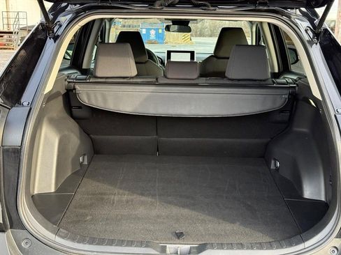 Used 2025 Toyota RAV4 XLE image 4