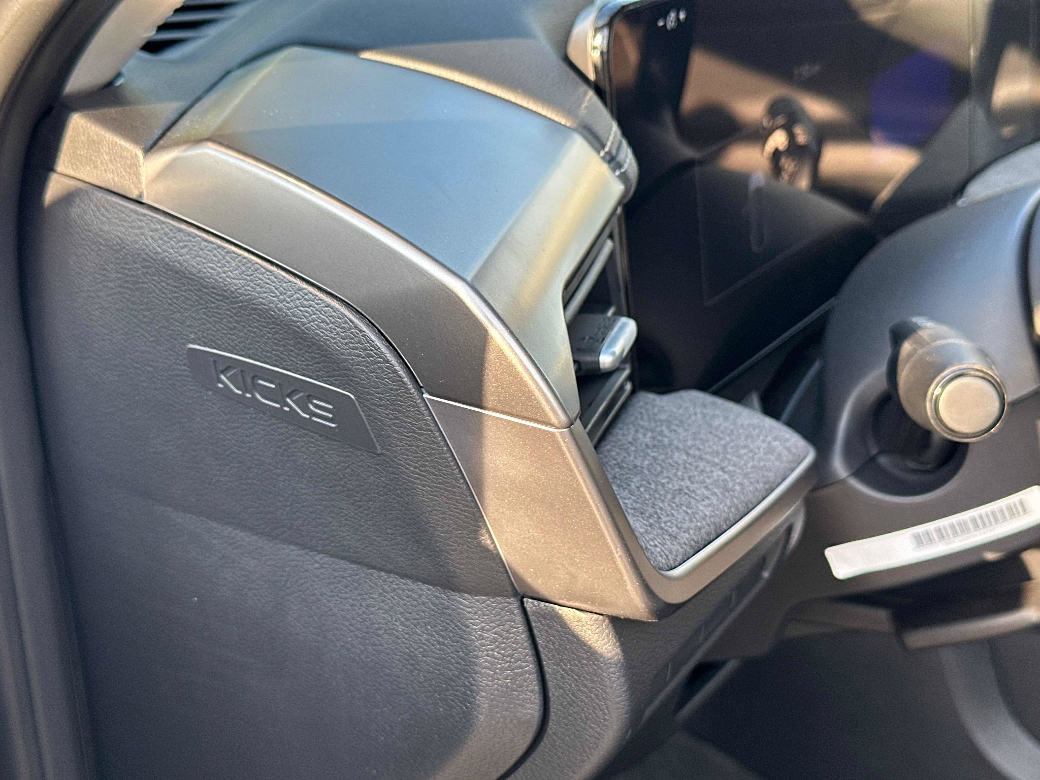 New 2027 Nissan Kicks SV AWD/4WD image 20