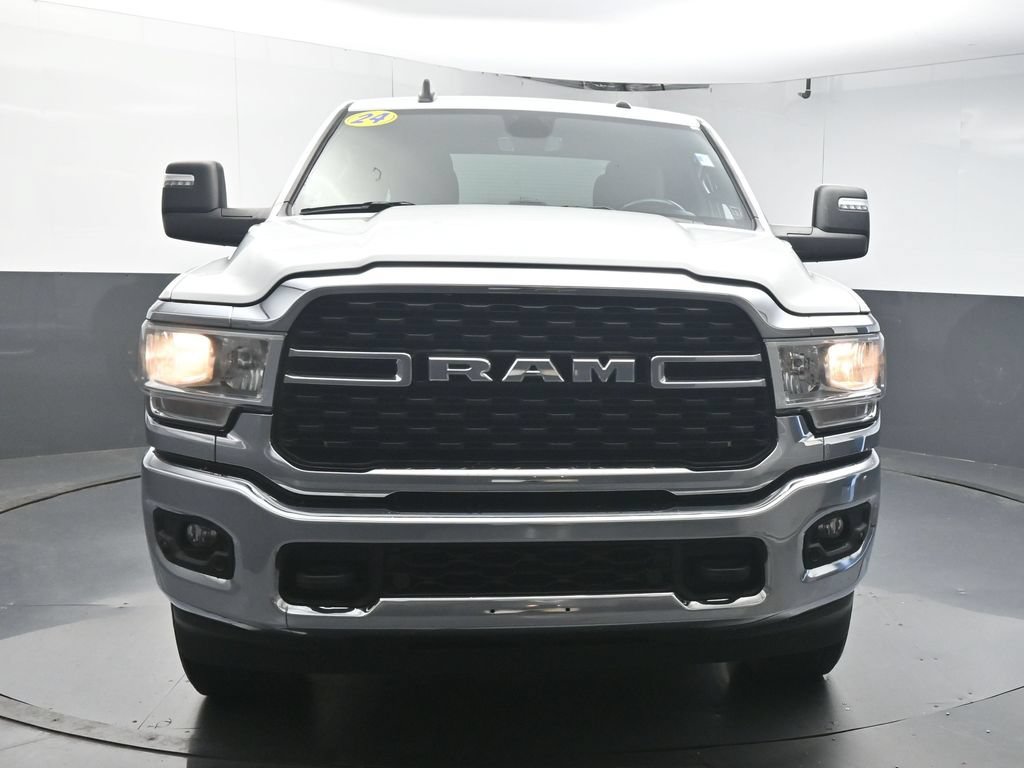 Used 2024 RAM 2500 Big Horn w/ Off Road Package AWD/4WD image 3