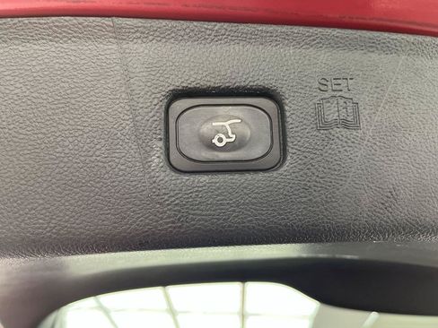 Used 2021 Ford Edge SEL w/ Convenience Package AWD/4WD image 5
