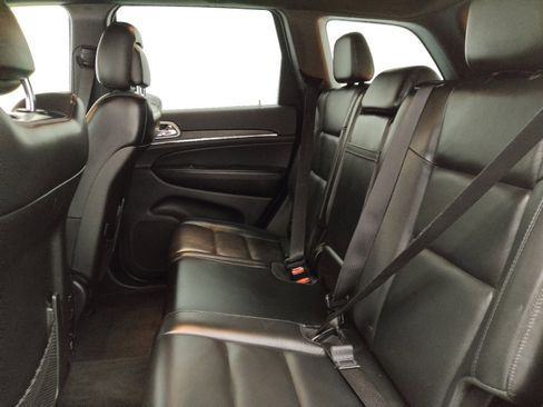 Used 2018 Jeep Grand Cherokee Limited image 18