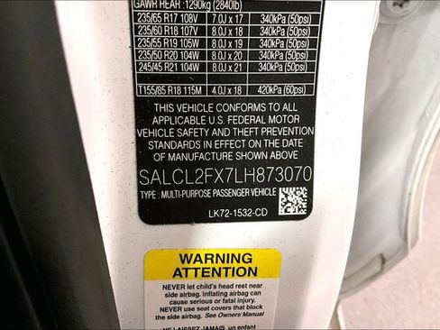 Used 2020 Land Rover Discovery Sport SE R-Dynamic image 34