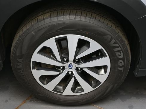 Certified 2024 Subaru Outback Premium AWD/4WD image 10